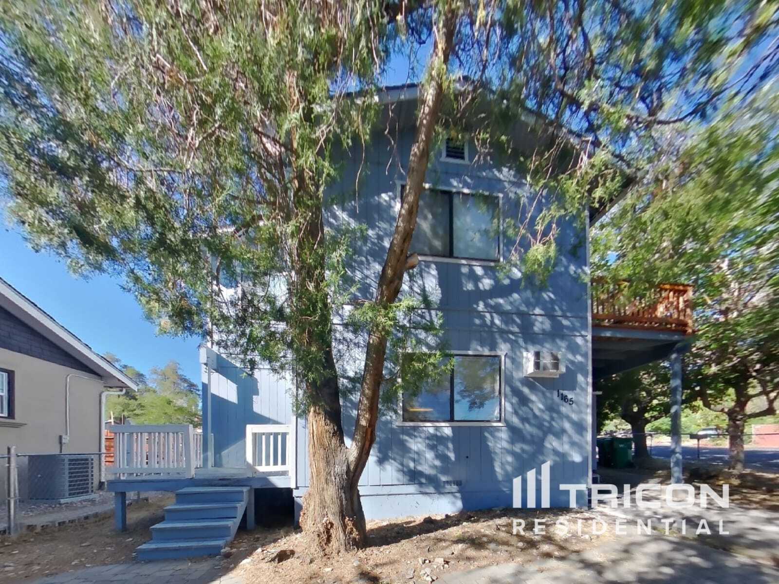 Building Photo - 1165 Buena Vista Ave