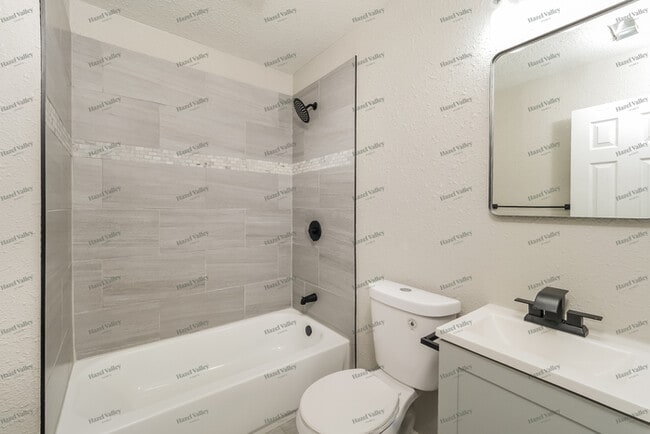 Building Photo - 11316 Herrick Ave