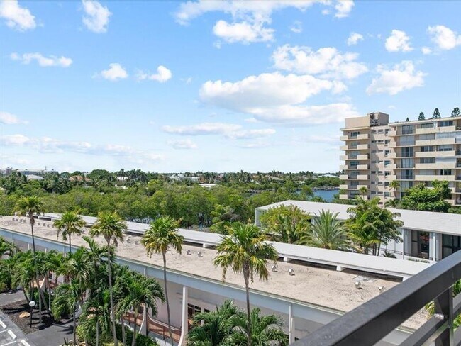 Building Photo - 3589 S Ocean Blvd