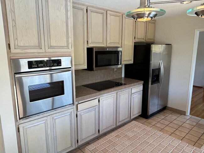 Building Photo - REDUCED!! Spacious 4-Bedroom Home with Pool in Prime Sunnyvale Location! OPEN HOUSE: Tuesday (7/1...