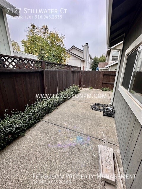 Building Photo - 7127 Stillwater Ct