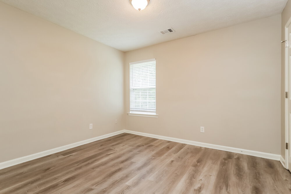 Building Photo - 154 Vinings Dr
