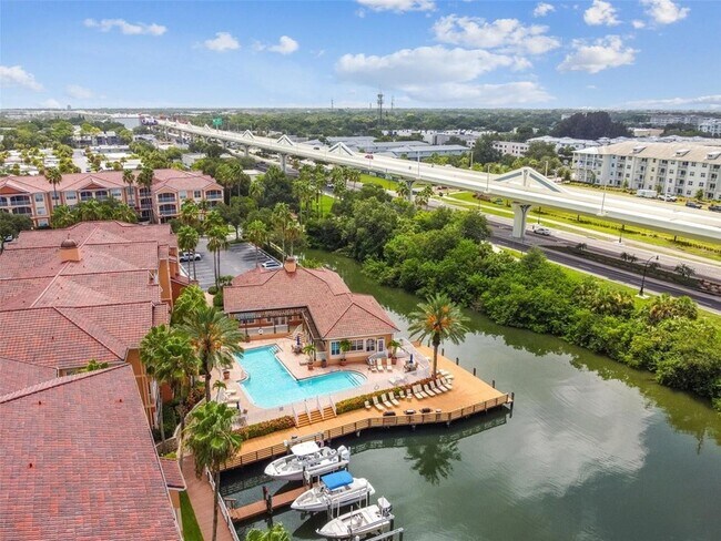 Building Photo - 5000 Culbreath Key Way