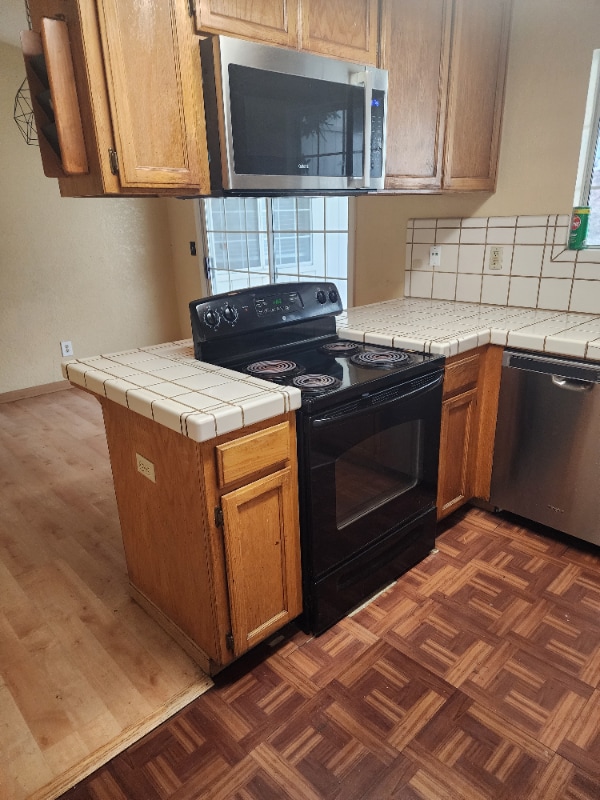 Building Photo - 1450 Busca Dr