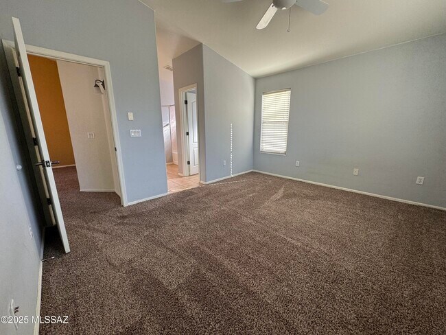 Building Photo - 6590 E Cooperstown Dr