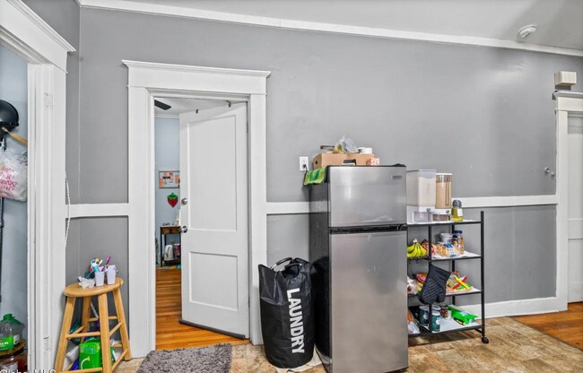 Building Photo - 569 Washington Ave