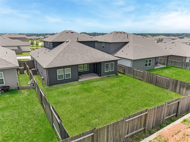 Building Photo - 15022 High Rpds Ln
