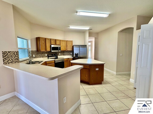 Building Photo - 23 Barbera Ln