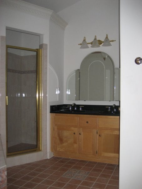Master Bath - Dual Sinks and Shower - 4924 Lippingham Dr