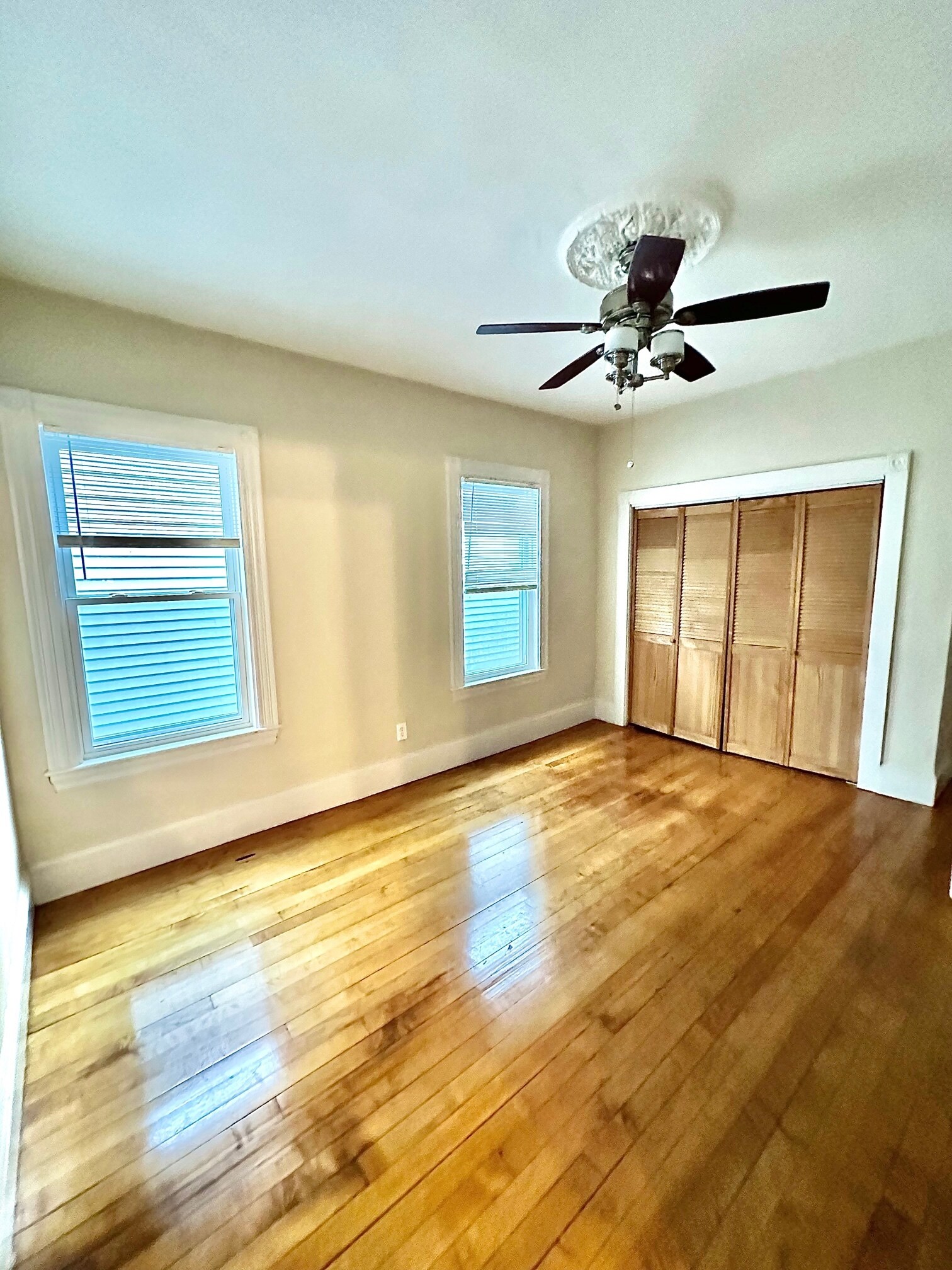 Building Photo - 3243 Washington St