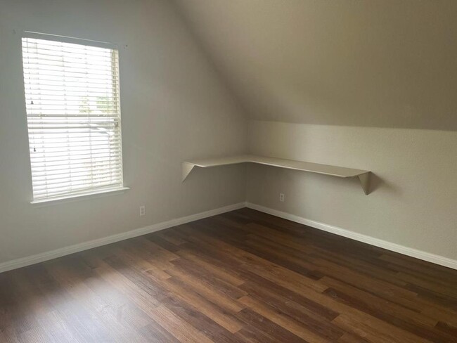 Building Photo - 1150 Arbor Knot Dr