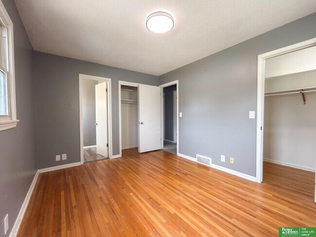 Building Photo - 5029 Arbor Cir