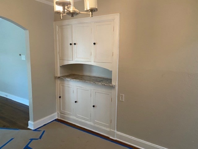 Building Photo - 5924.5 La Vista Dr