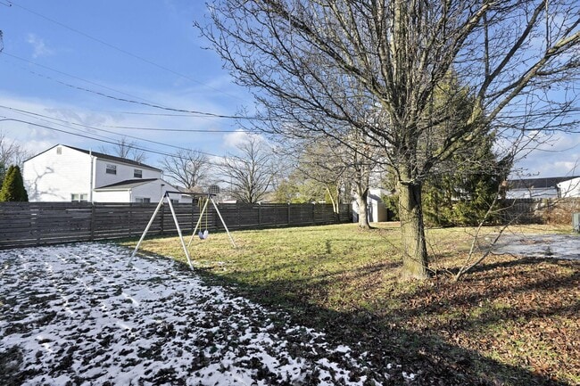 Building Photo - 199 N Spring Rd