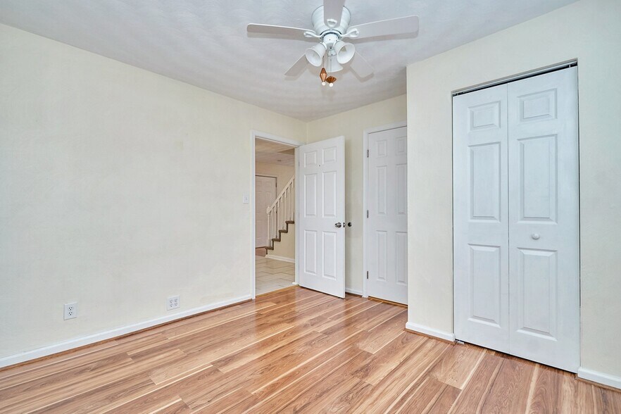 Building Photo - 3502 Commonwealth Ave