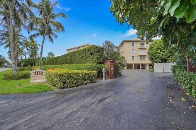 Building Photo - 2103 S Ocean Blvd