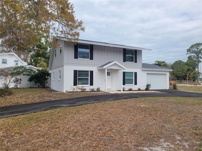 Building Photo - 8244 125th St