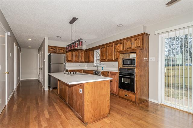 Building Photo - 112 Bluebonnet Dr