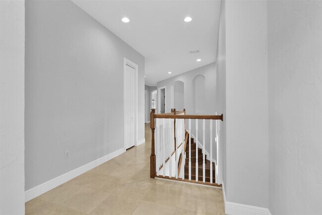 Building Photo - 7535 Old Thyme Ct