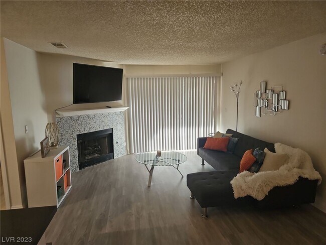 Building Photo - 2200 S Fort Apache Rd