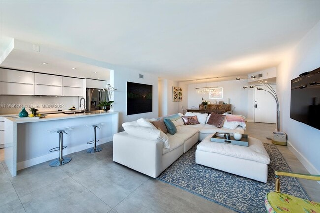 Building Photo - 12000 N Bayshore Dr