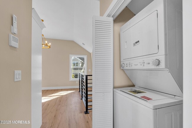 Building Photo - 39 Sea Drift Ave