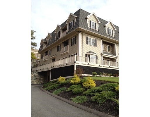 Primary Photo - 255 Winter St