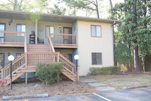 Building Photo - 3631 Saint Johns Ct