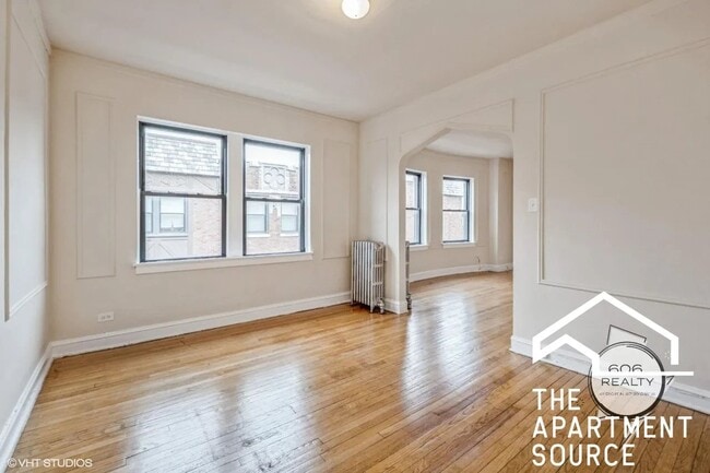 Building Photo - 5244 S Drexel Ave