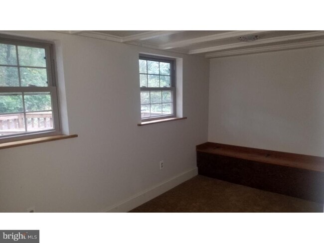 Building Photo - 1371 Old Airport Rd