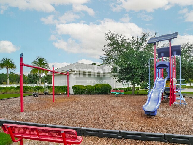 Building Photo - 450 Sandstone Dr