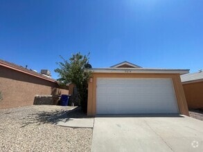 Building Photo - Charming 3-bedroom, 2-bathroom Home locate...