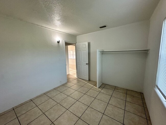 Building Photo - Charming 3-Bedroom Home in Leesburg!