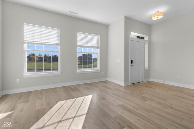 Building Photo - 812 Kinzer Ave