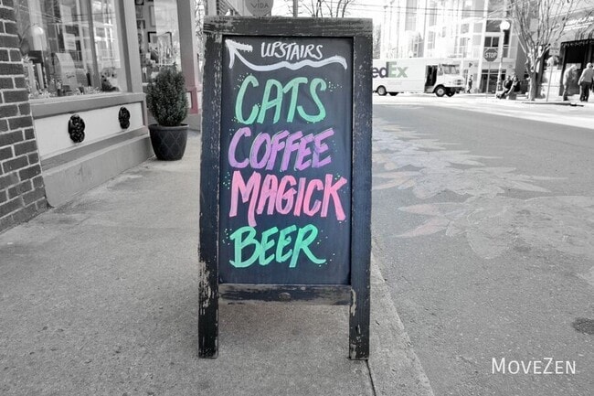 Building Photo - 3205 N Davidson St