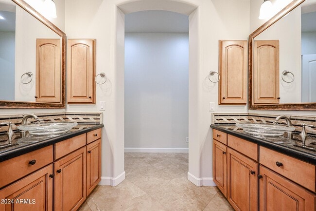 Building Photo - 17813 N 57th Pl