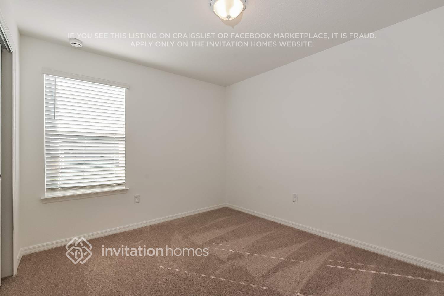 Building Photo - 5814 Sagebrush Aly