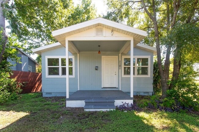 Primary Photo - 1101 28th St N