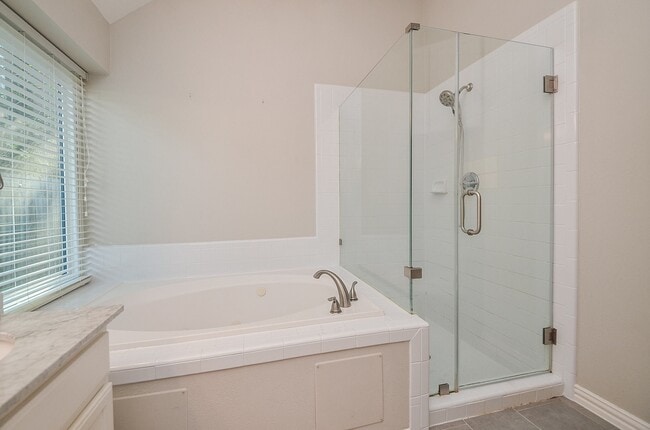 Building Photo - 4522 Wavertree Dr