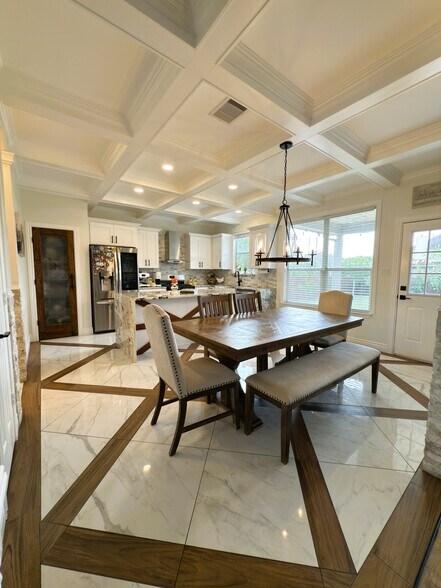 Building Photo - 178 Amber Oak Dr
