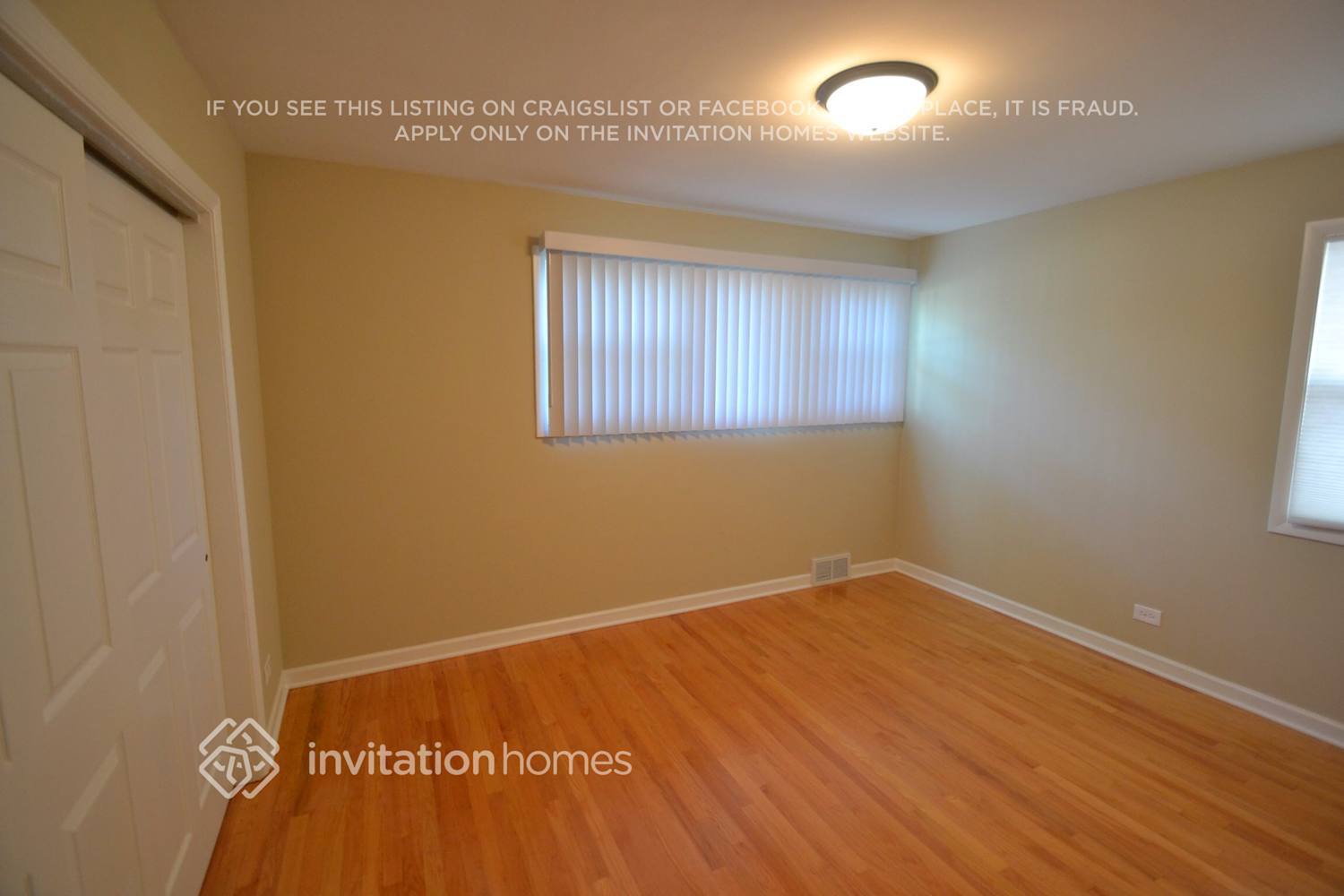 Building Photo - 5240 Lee St