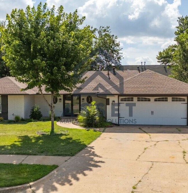 Building Photo - 801 Cogswell Cir