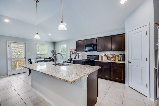 Building Photo - 21302 Santa Rosa Ave