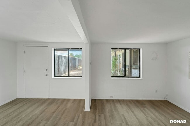 Building Photo - 127 N 1st Ave