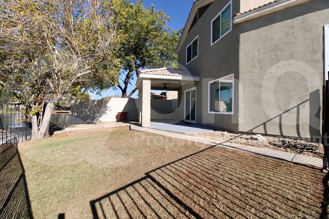 Building Photo - 14646 N 90th Dr