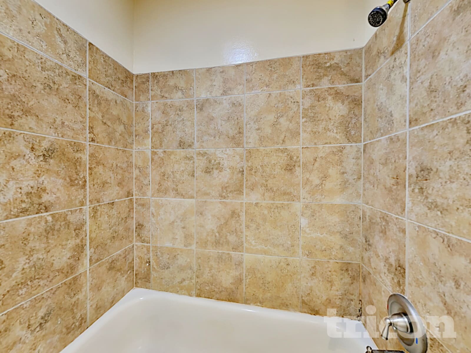 Building Photo - 7331 Millbrae Ln