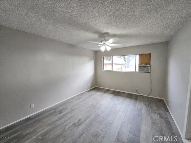 Building Photo - 434 N Terry Way