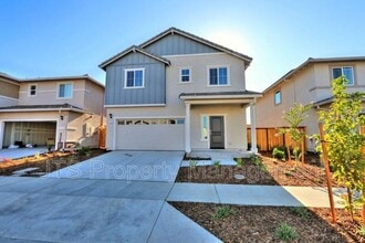 Building Photo - 716 Franklin St