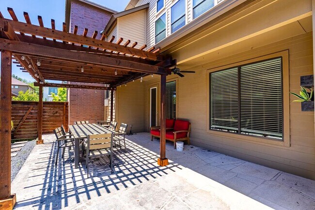 Building Photo - 3107 Corbin Ln