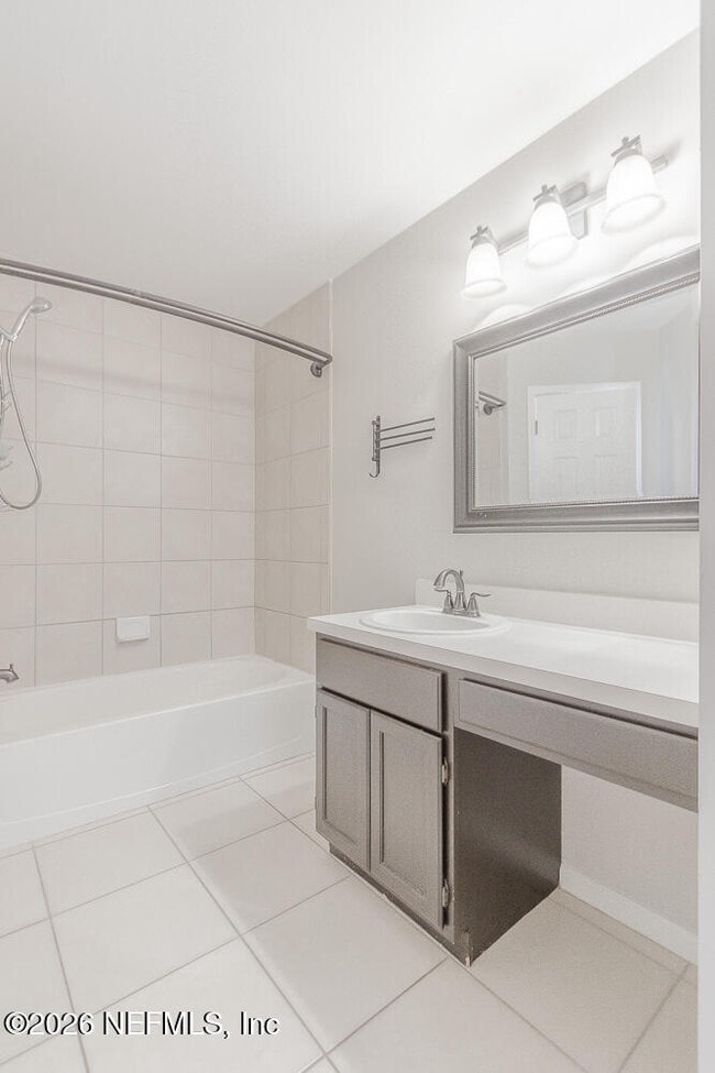 Building Photo - 1784 Chandelier Cir W